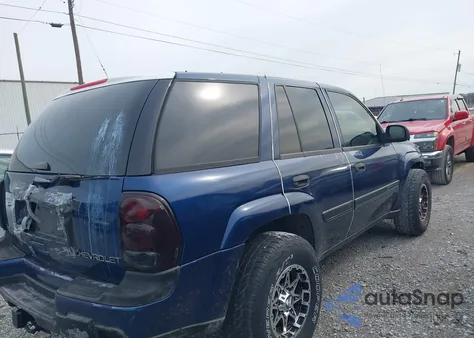 2002 Chevrolet Trailblazer Lt z USA, uszkodzony, nr VIN 1GNDS13S322227258